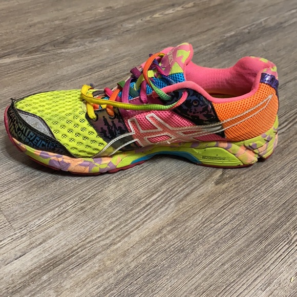 ASICS - size 8 - Picture 9 of 11